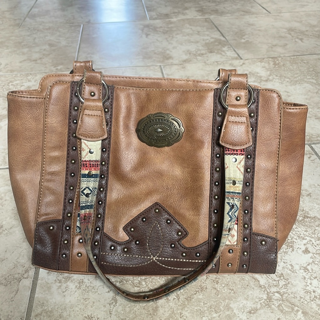 Justin Purse